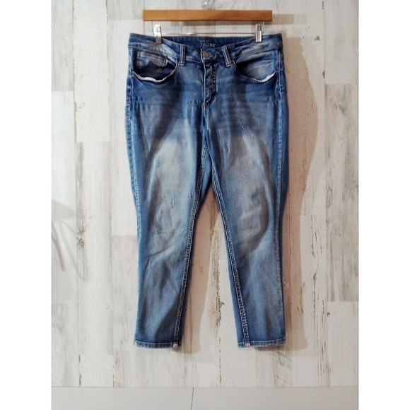 Women's Time And Tru Skinny Petite Size 16 Jeans - Picture 11 of 16